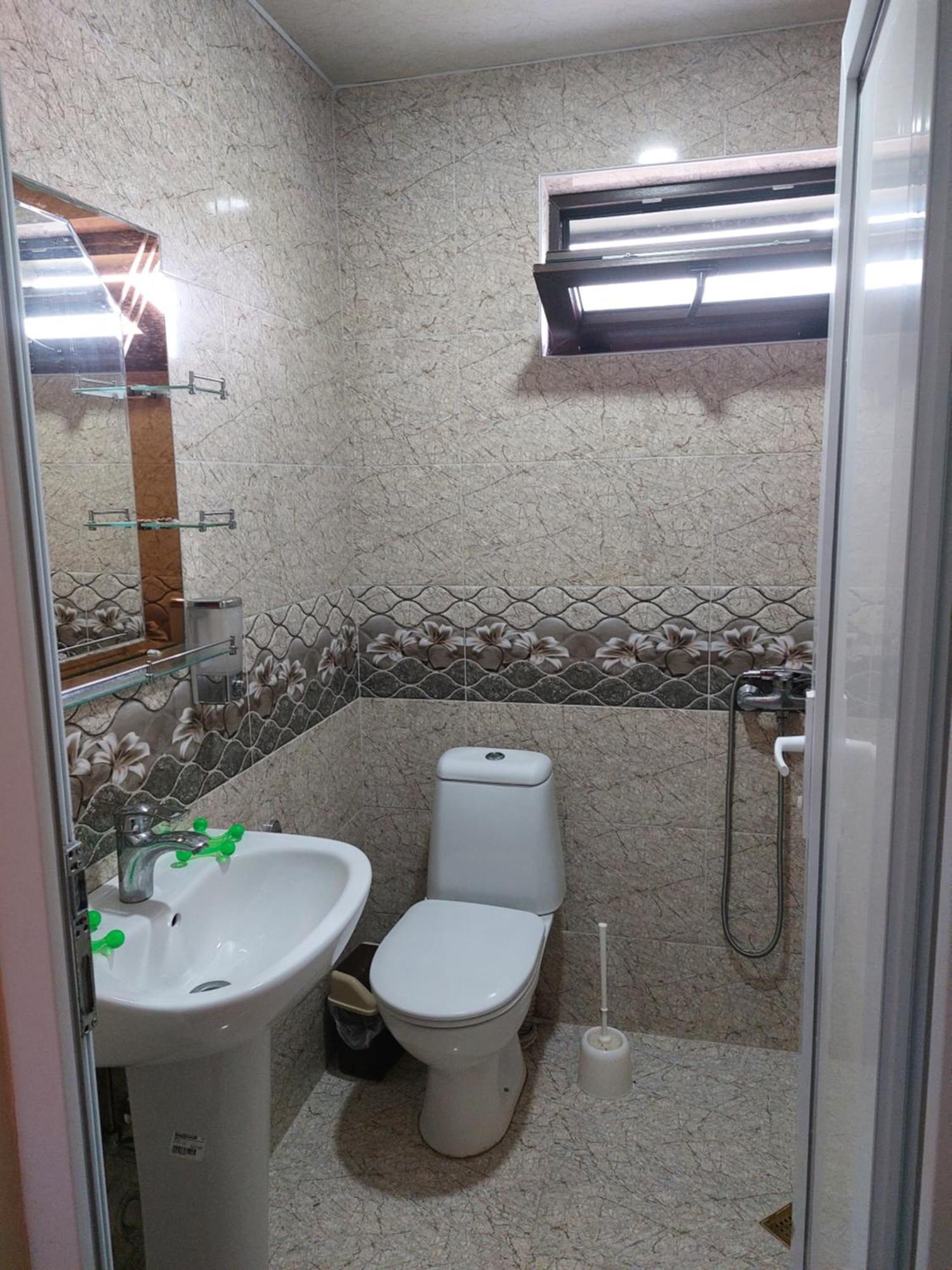 Sunny House Kobuleti Hotel Ruang foto