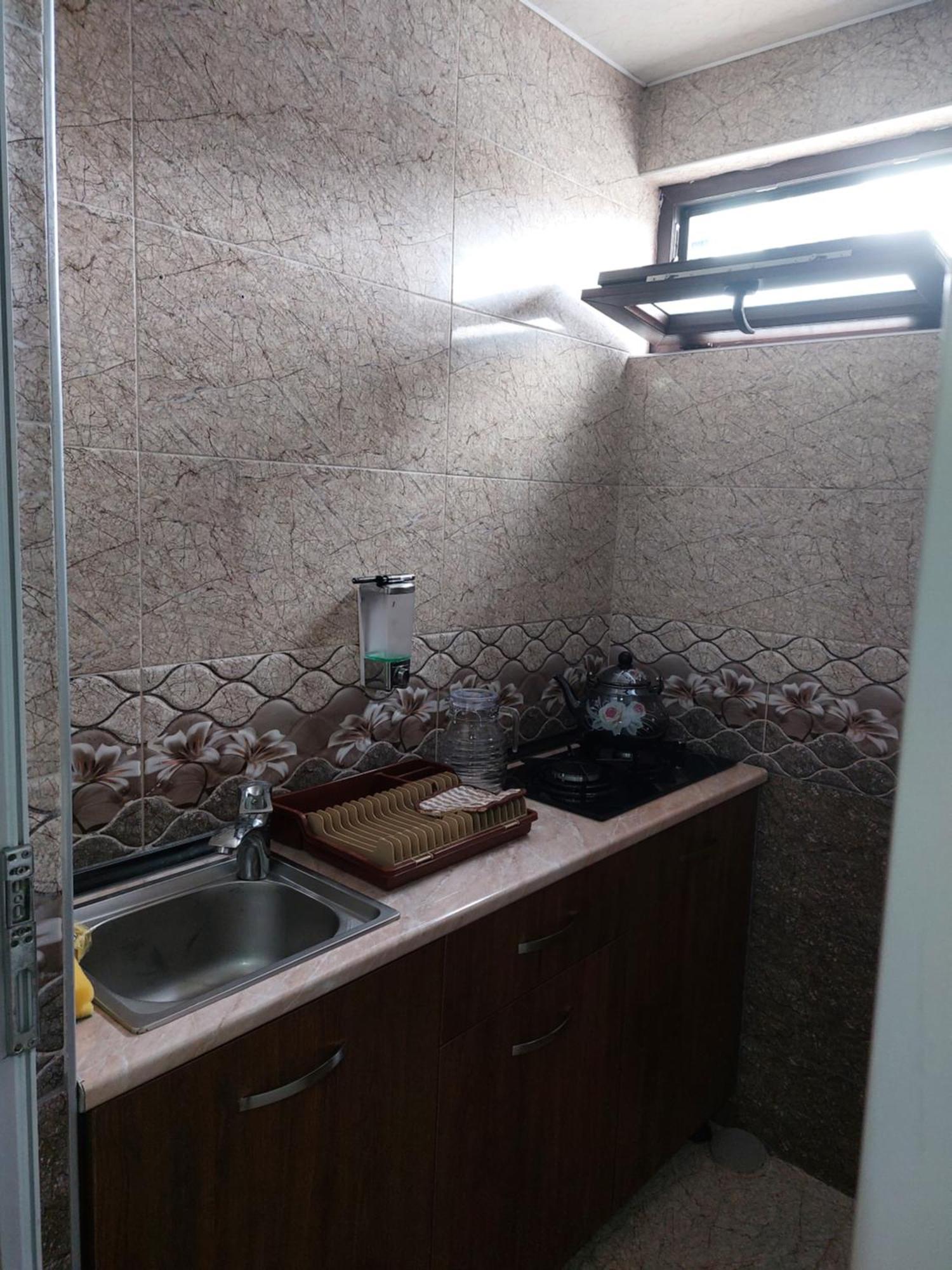 Sunny House Kobuleti Hotel Ruang foto