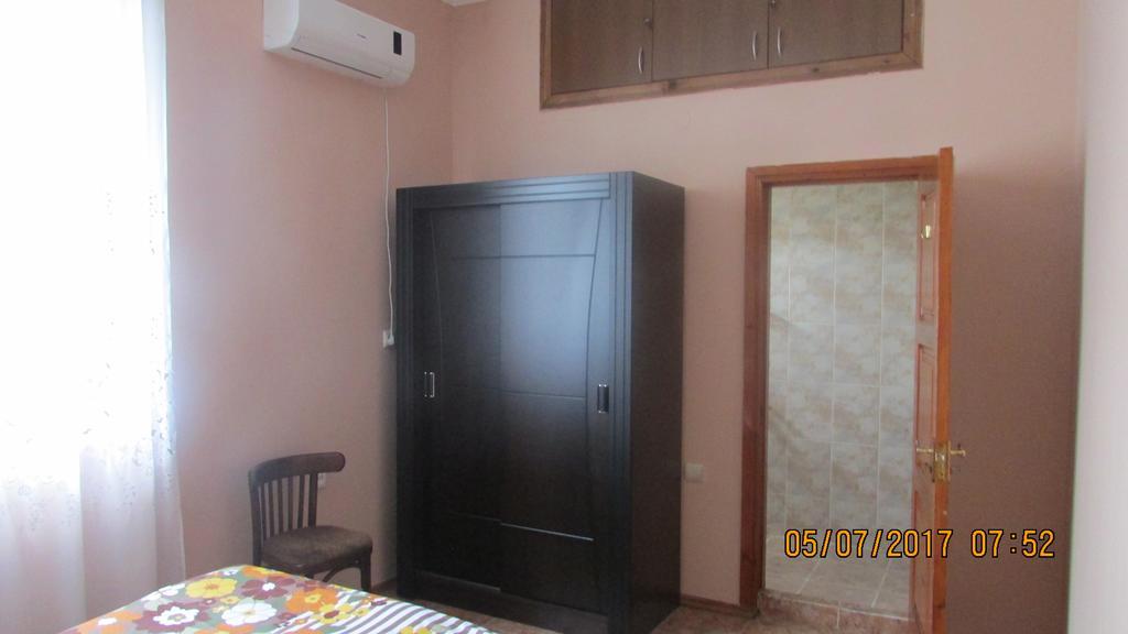 Sunny House Kobuleti Hotel Bagian luar foto